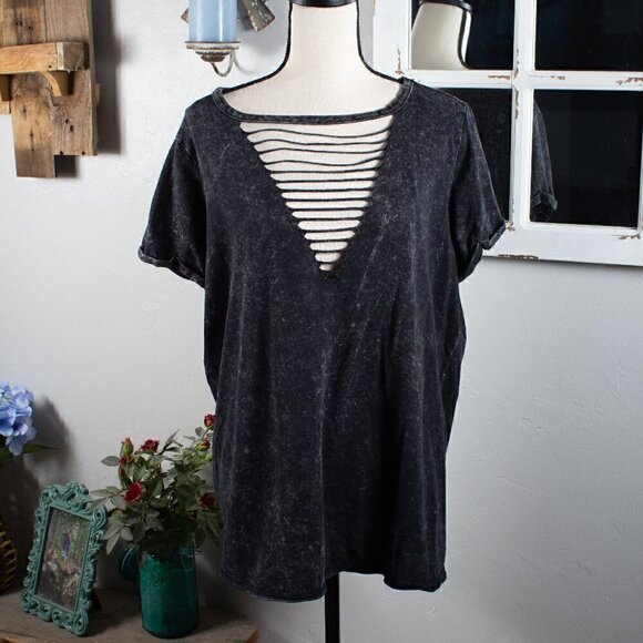 Torrid Distressed T-Shirt Size 2 Deep V Neck Cut Out - 2X - Picture 1 of 5